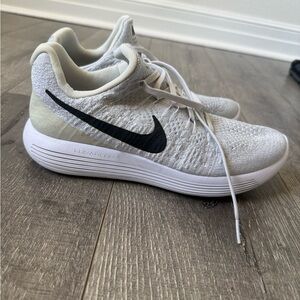 Nike LunarEpic Flyknit White and Black Sneakers